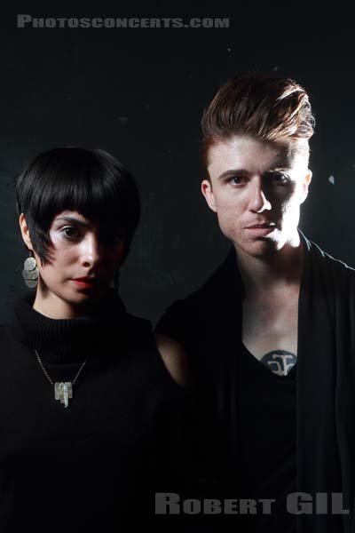 SCHOOL OF SEVEN BELLS - 2012-03-12 - PARIS - Point Ephemere - 